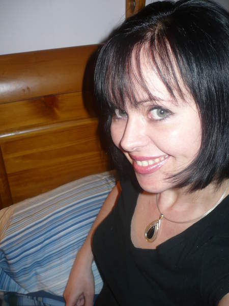 Francoise femme de 33 ans sur Paris cherche un homme seul